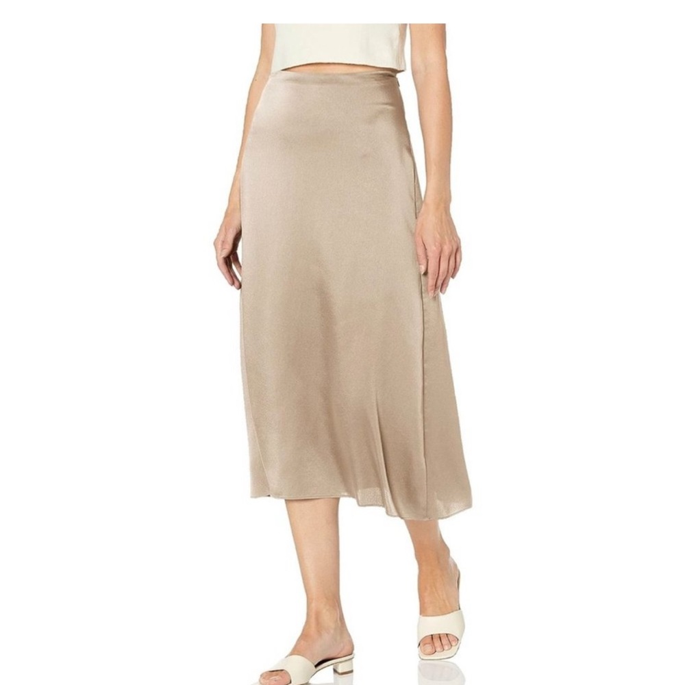 Vince Elegant Beige Midi Skirt with Zipper